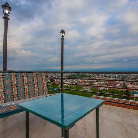 Panorama Kutaisi Hotel Exterior photo